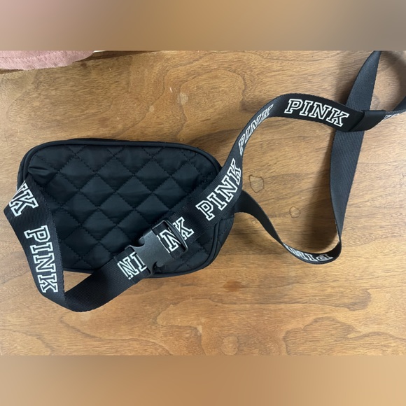 NWOT PINK Cross-body bag - Picture 3 of 3